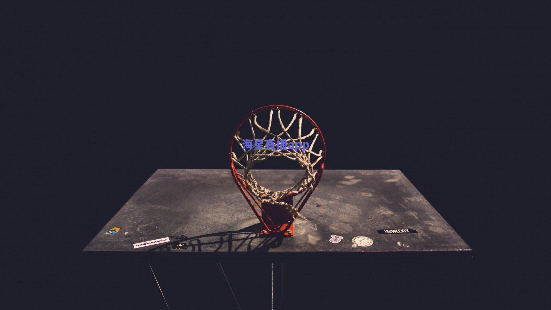 NBA战报,汤普森爆发 勇士翻盘将比赛拖入抢七
