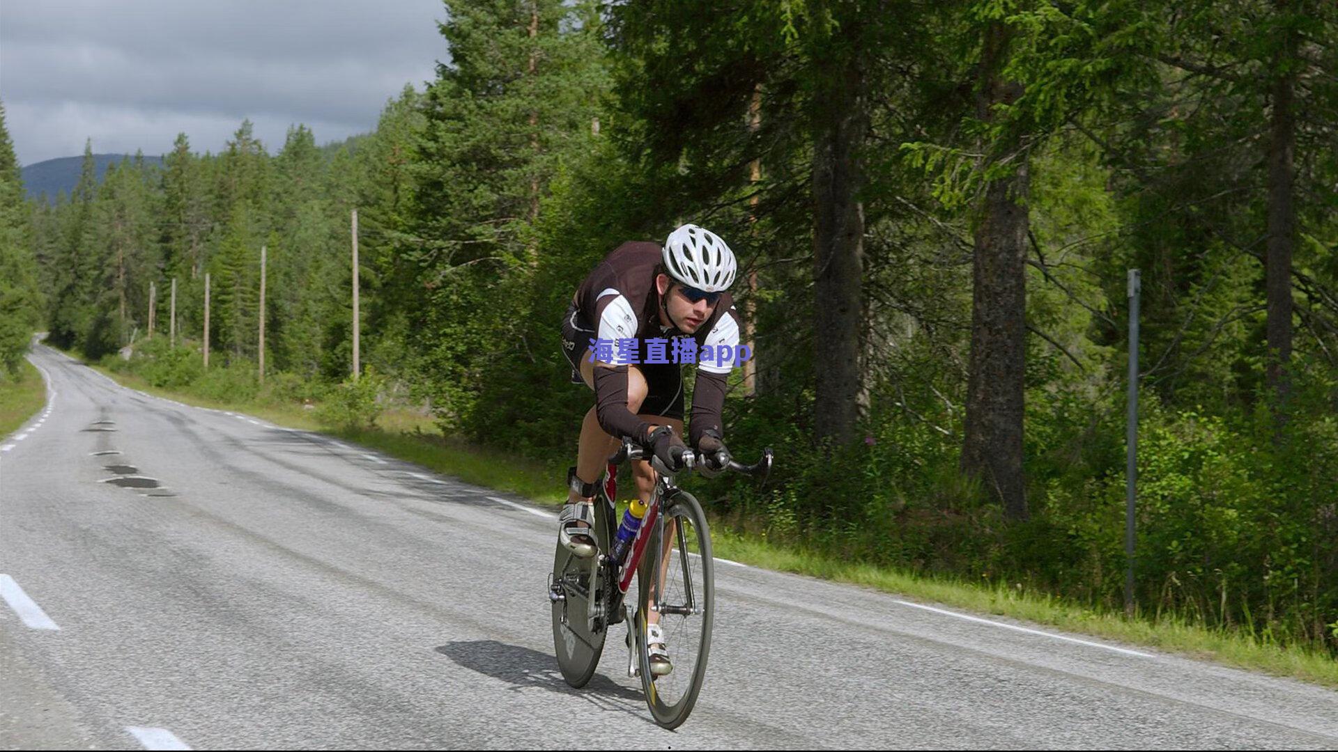 吉马良斯首谈十月飞行惊魂，高空熟睡未觉险情，落地方知逃过一劫